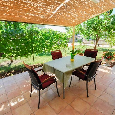 Nevija Lägenhet Novigrad Istria Exteriör bild